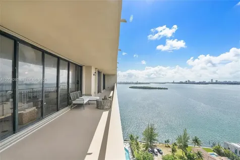 11113 Biscayne Boulevard Miami FL 33181