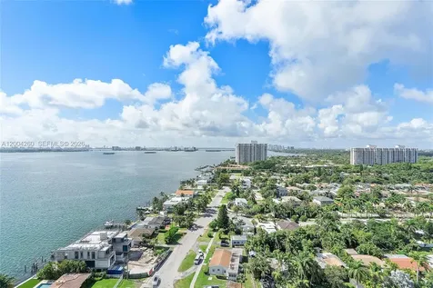 11113 Biscayne Boulevard Miami FL 33181