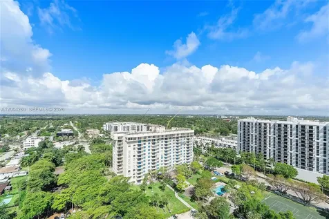 11113 Biscayne Boulevard Miami FL 33181