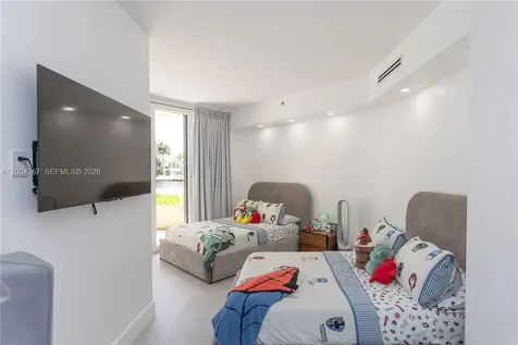 20191 E Country Club Drive Aventura FL 33180