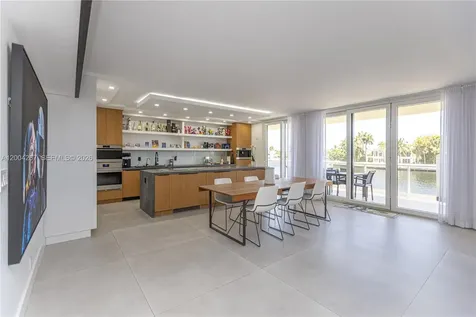 20191 E Country Club Drive Aventura FL 33180