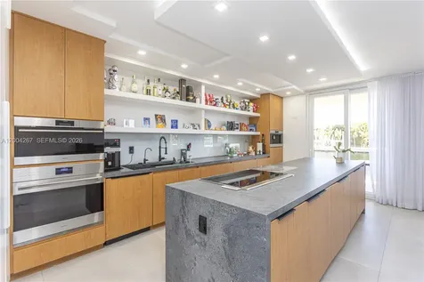 20191 E Country Club Drive Aventura FL 33180