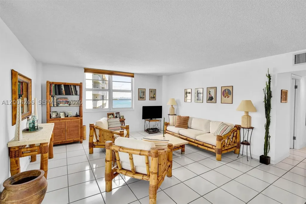 5 Island Avenue Miami Beach FL 33139