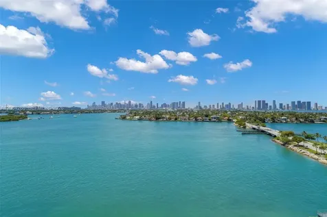 5 Island Avenue Miami Beach FL 33139