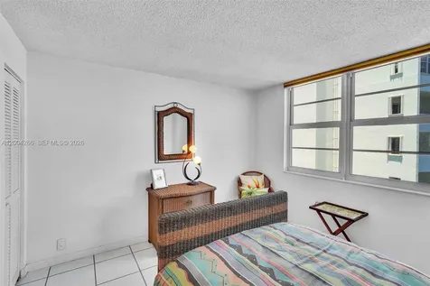 5 Island Avenue Miami Beach FL 33139