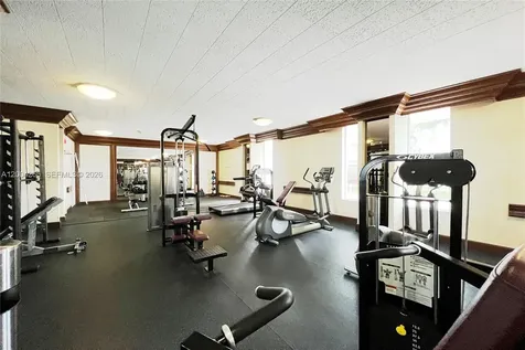 5 Island Avenue Miami Beach FL 33139