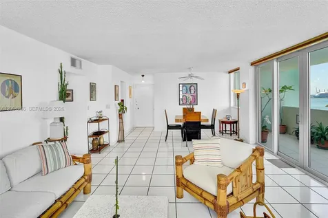 5 Island Avenue Miami Beach FL 33139