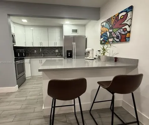 5767 Washington Street Hollywood FL 33023