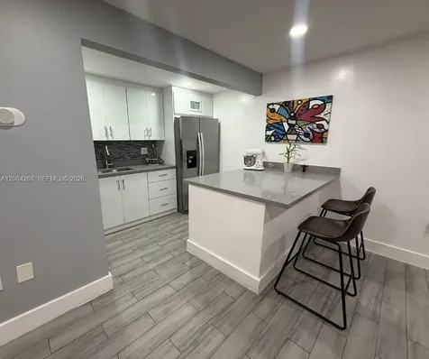5767 Washington Street Hollywood FL 33023