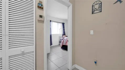120 E 5th Street Hialeah FL 33010