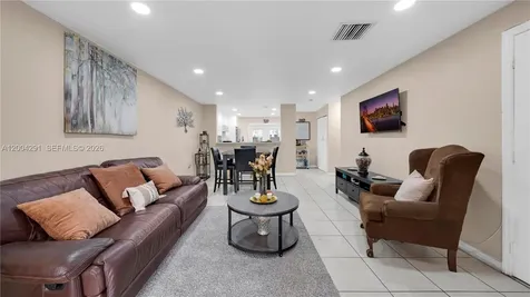 120 E 5th Street Hialeah FL 33010