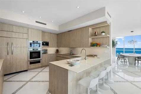 50 S Pointe Drive Miami Beach FL 33139