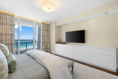 50 S Pointe Drive Miami Beach FL 33139