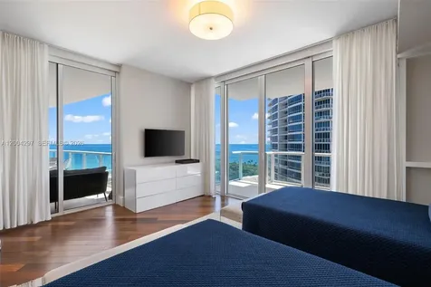 50 S Pointe Drive Miami Beach FL 33139