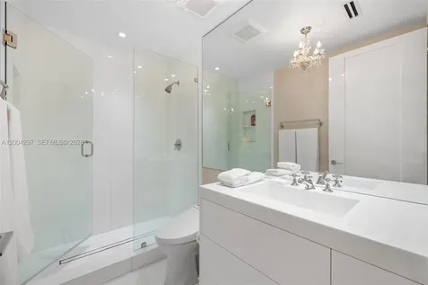 50 S Pointe Drive Miami Beach FL 33139