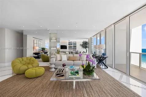 50 S Pointe Drive Miami Beach FL 33139