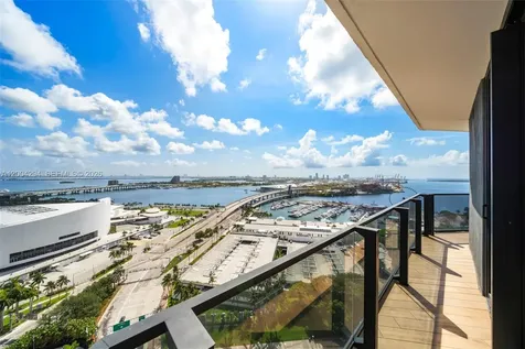 398 NE 5th Street Miami FL 33132