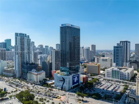 398 NE 5th Street Miami FL 33132