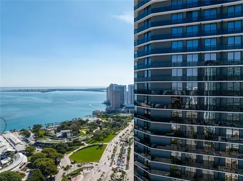 398 NE 5th Street Miami FL 33132