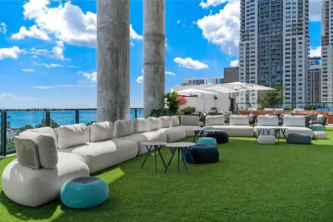 398 NE 5th Street Miami FL 33132