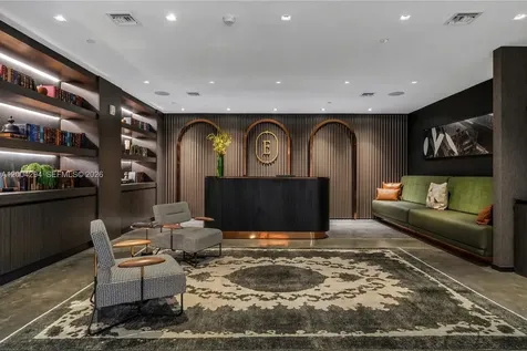 398 NE 5th Street Miami FL 33132
