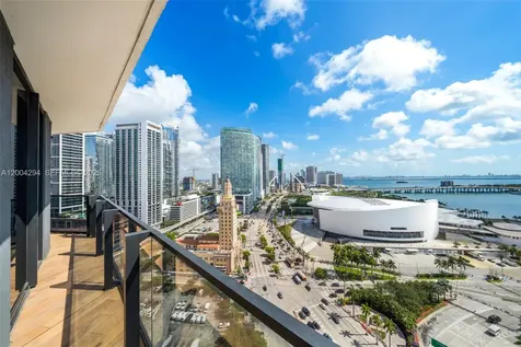 398 NE 5th Street Miami FL 33132