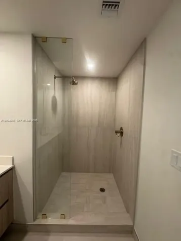 77 SE 5th Street Miami FL 33131