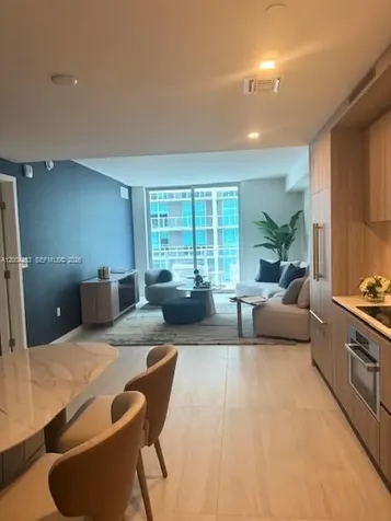 77 SE 5th Street Miami FL 33131