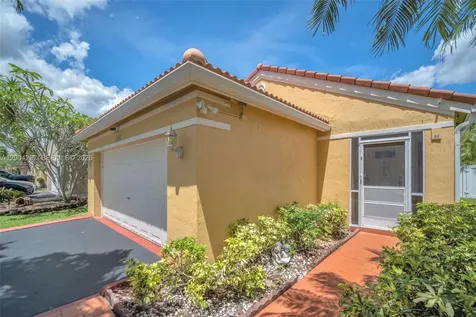 1600 Salerno Circle Weston FL 33327