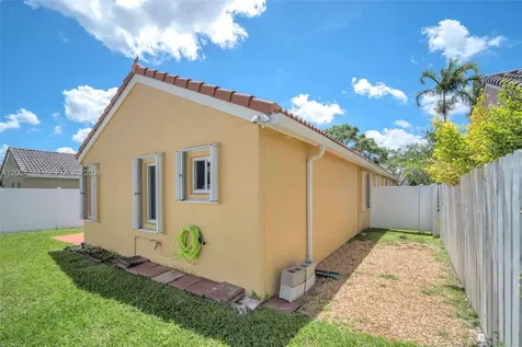 1600 Salerno Circle Weston FL 33327