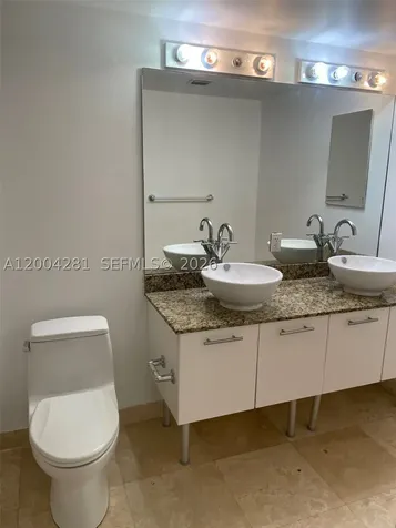 41 SE 5th Street Miami FL 33131