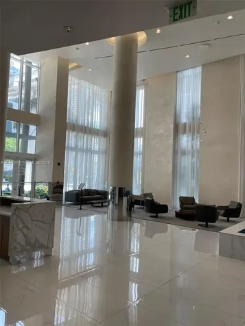 41 SE 5th Street Miami FL 33131