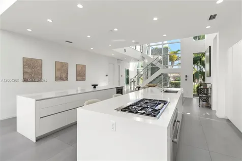 2217 NE 17th Terrace Wilton Manors FL 33305