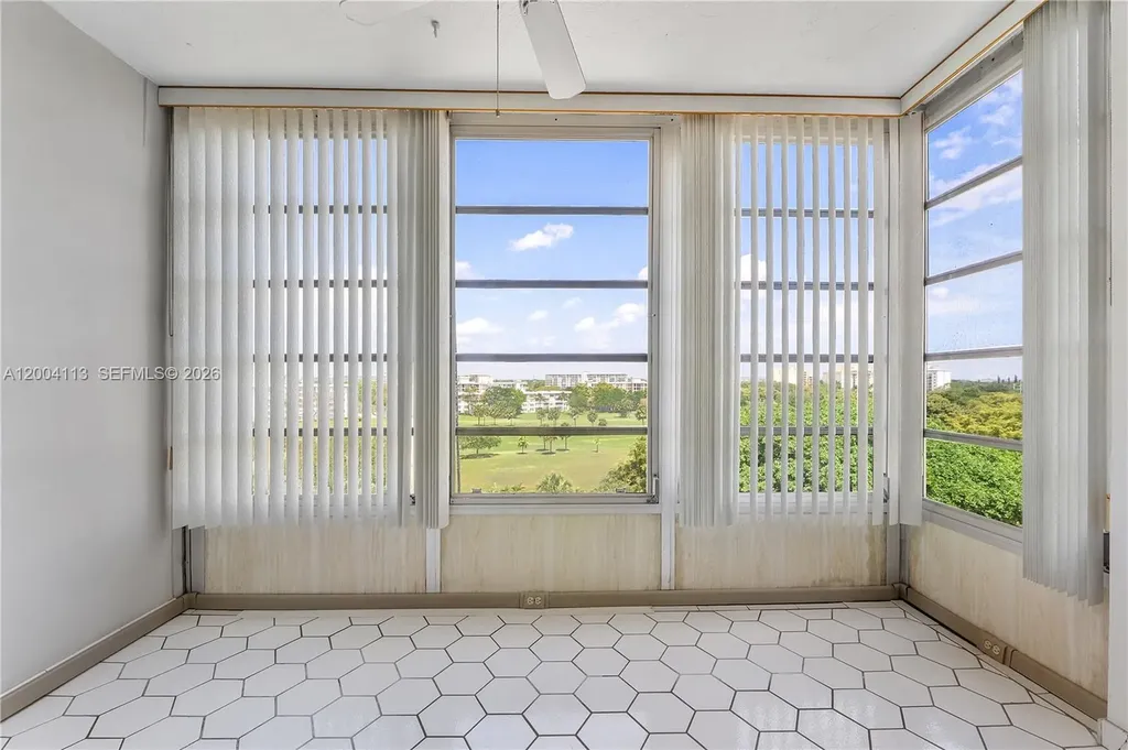 2661 S Course Drive Pompano Beach FL 33069