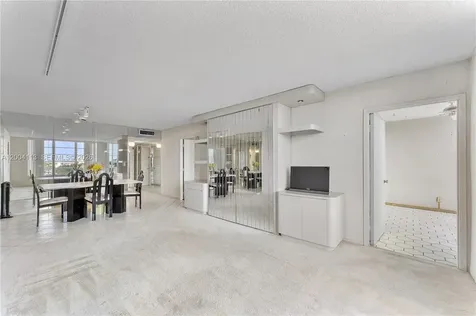 2661 S Course Drive Pompano Beach FL 33069