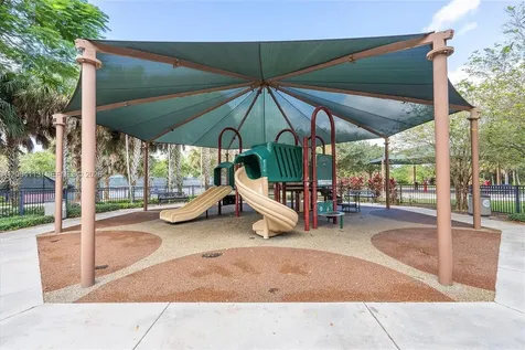 2661 S Course Drive Pompano Beach FL 33069