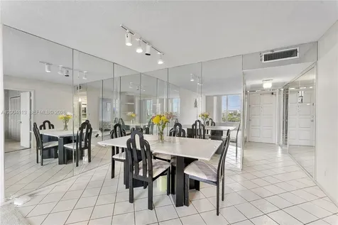 2661 S Course Drive Pompano Beach FL 33069