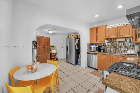 219 SW 6th Avenue Miami FL 33130