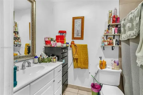 219 SW 6th Avenue Miami FL 33130