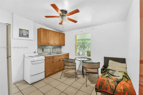 219 SW 6th Avenue Miami FL 33130