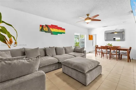 219 SW 6th Avenue Miami FL 33130