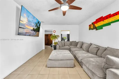 219 SW 6th Avenue Miami FL 33130