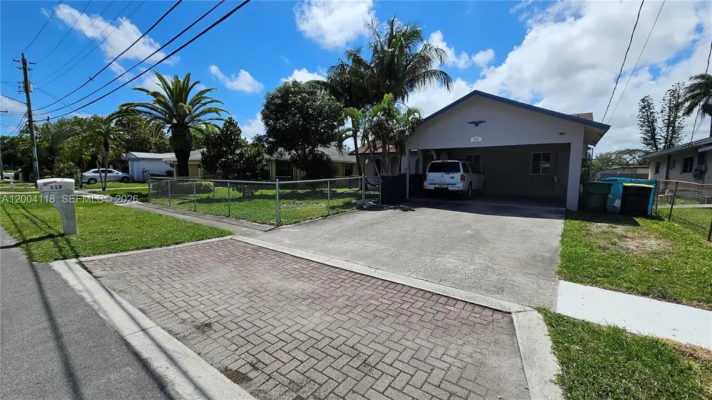 117 NW 11th Avenue Dania Beach FL 33004