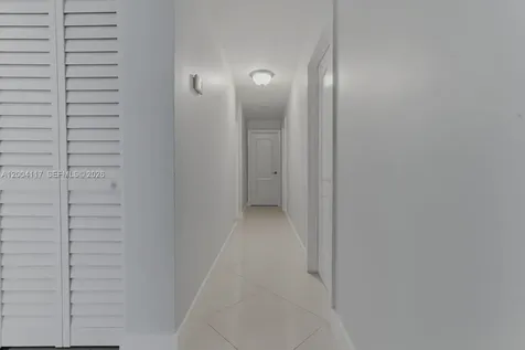 9870 SW 96th Street Miami FL 33176