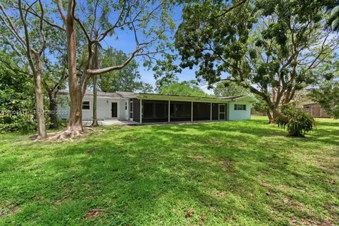 9870 SW 96th Street Miami FL 33176