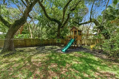 9870 SW 96th Street Miami FL 33176