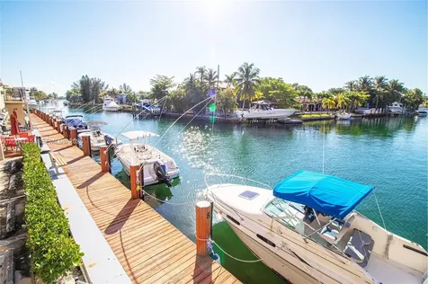 2500 NE 135th Street North Miami FL 33181