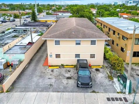 410 NW 47th Avenue Miami FL 33126