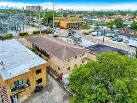 410 NW 47th Avenue Miami FL 33126