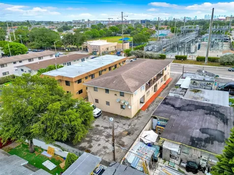 410 NW 47th Avenue Miami FL 33126